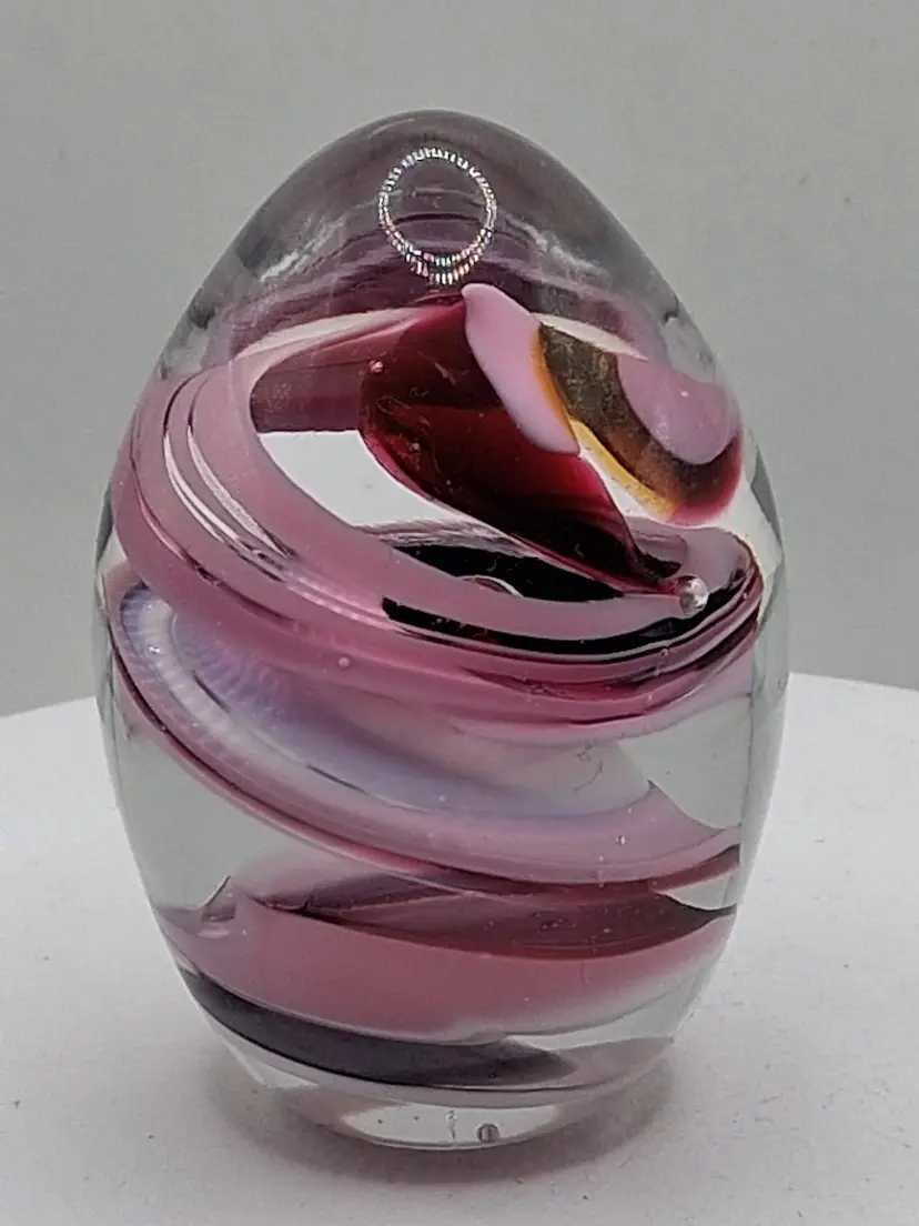 Vintage Scarce 1990Tom Stoenner Egg Shaped Pink & White Spiral Paperweight