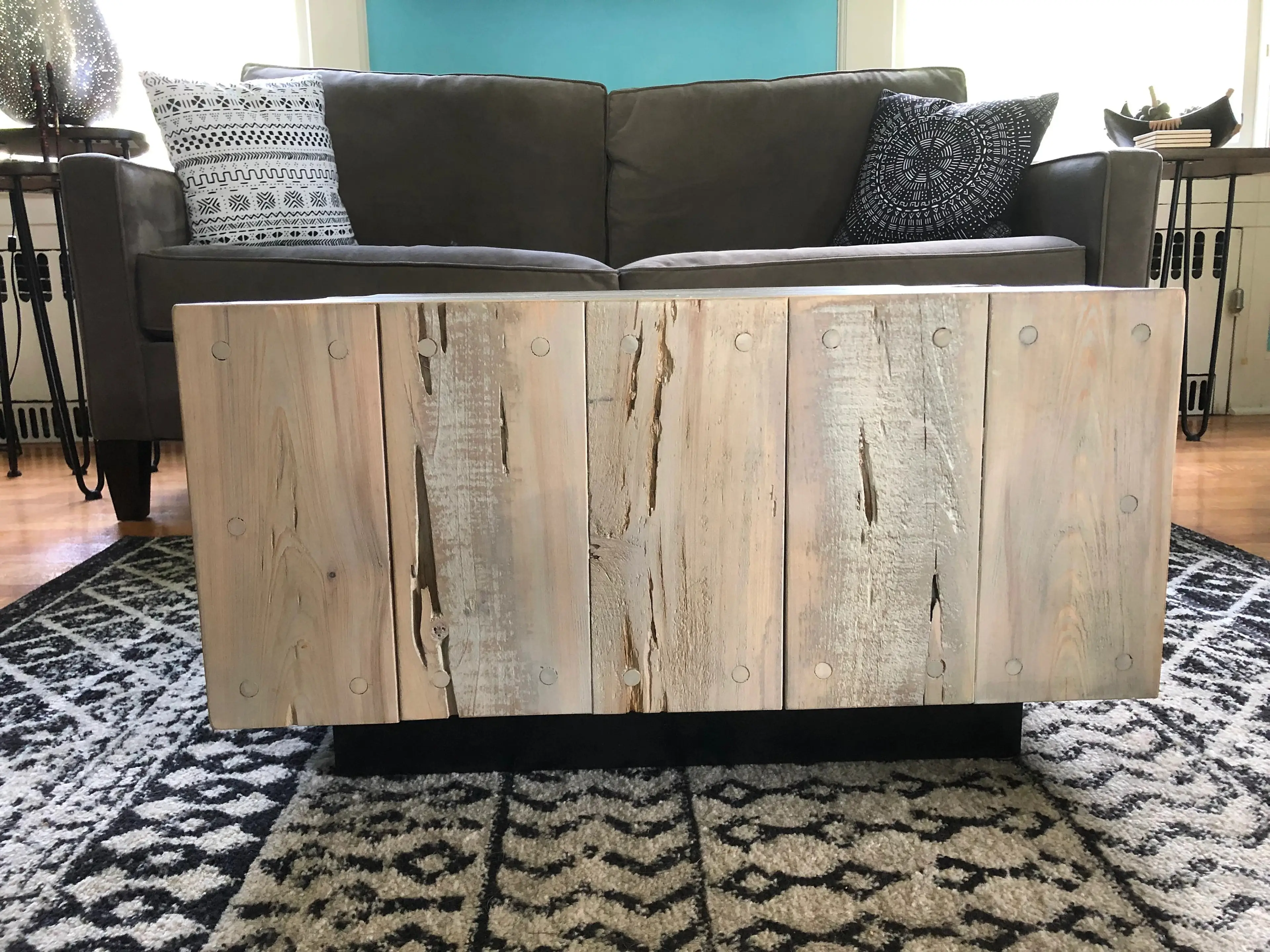 Image 2 of 10