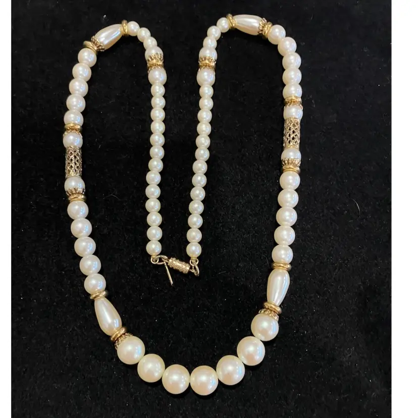 Vintage 1928 Brand 24” Faux Pearl And Gold Tone Filigree Necklace