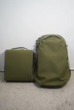 Urth Norite 24L Backpack with Camera insert