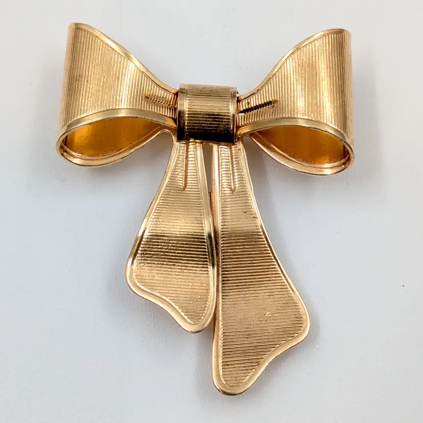 Bow Brooch & Pendant Avon Signed