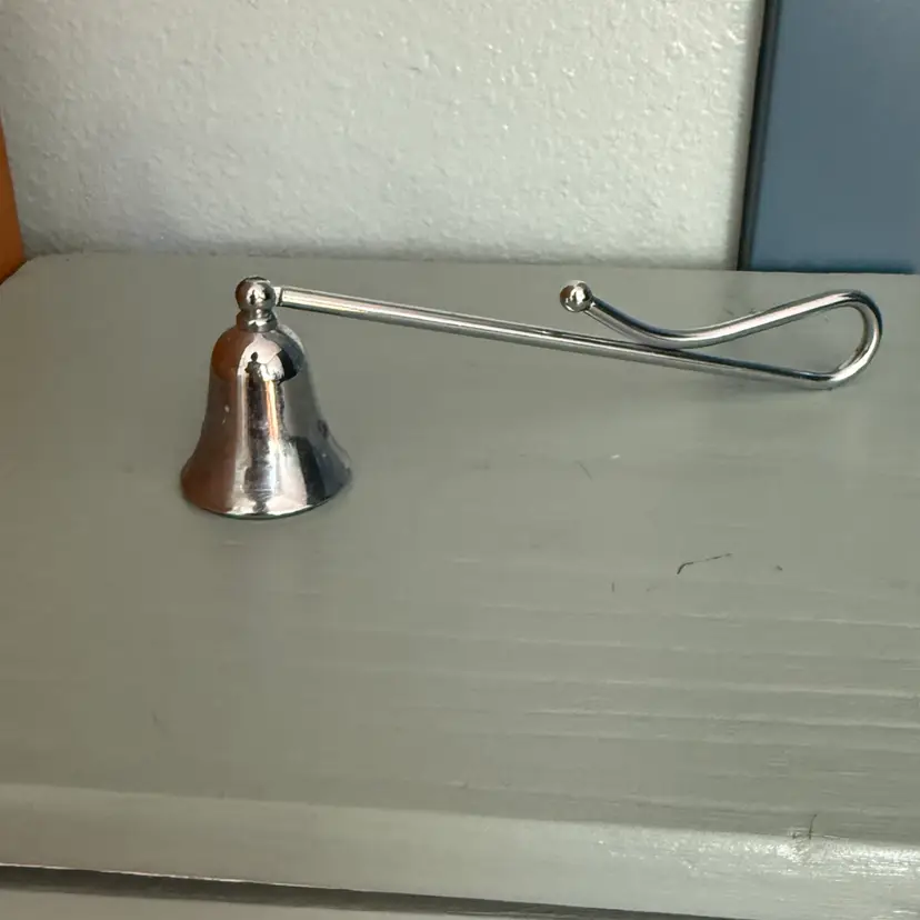 #01 Vintage PartyLite Silver Tone Metal Pivot Candle Snuffer P91151 Retired