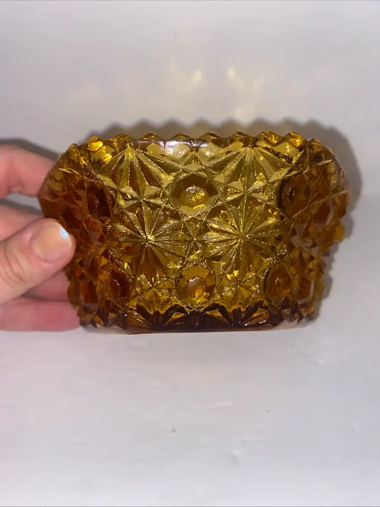 LE Smith Amber Daisy And Buttons Sawtooth Hexagon Candy Dish  5”x2.5”