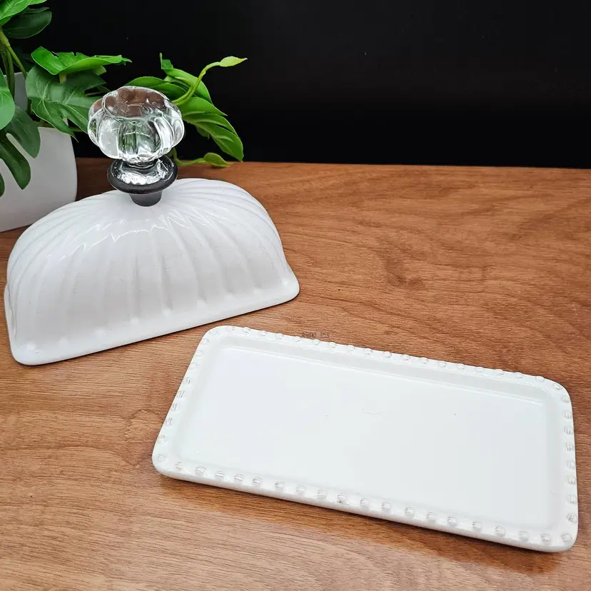 Mud Pie Fancy Door Knob Handle Lidded Butter Dish Creamy White Ceramic