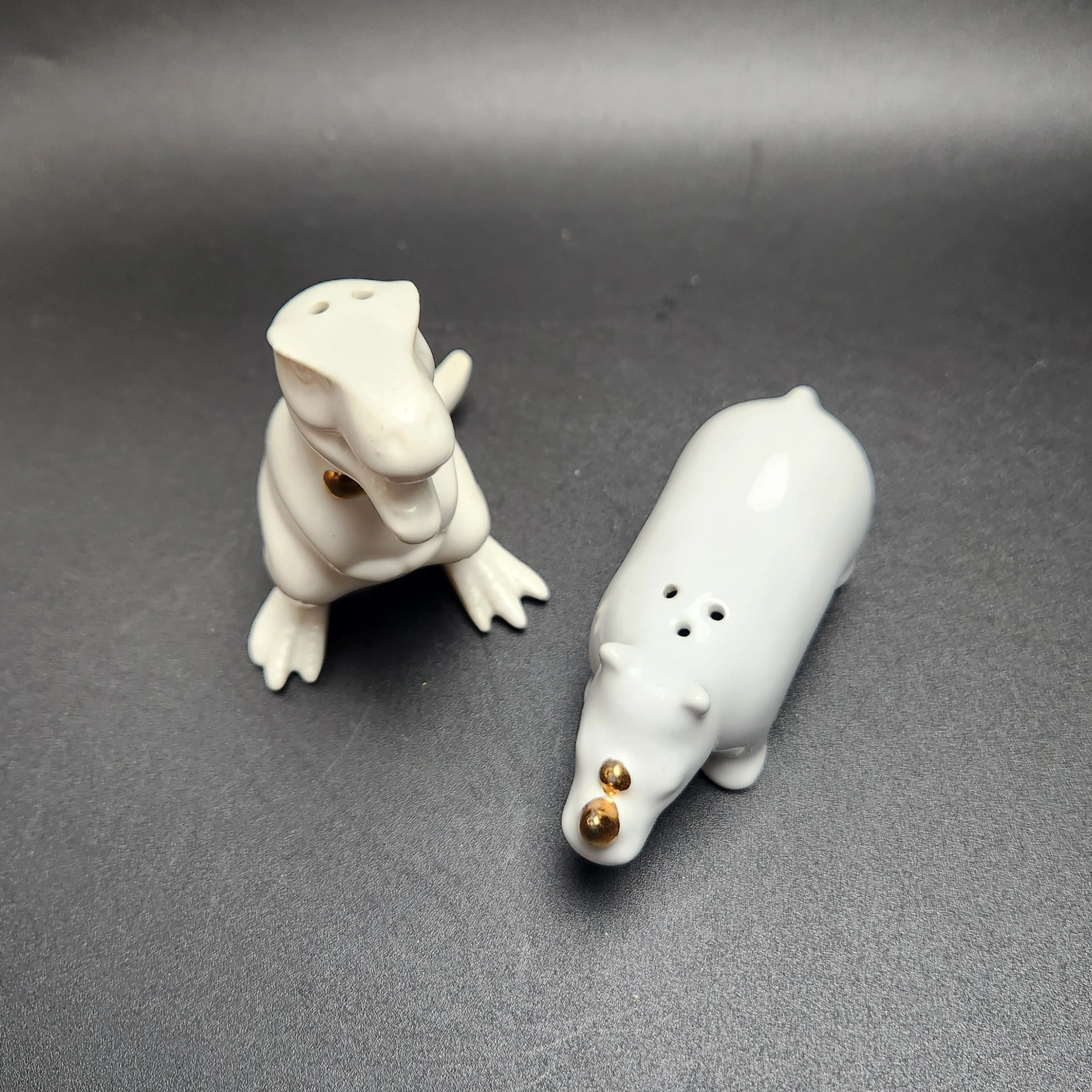 Image 3 of 4