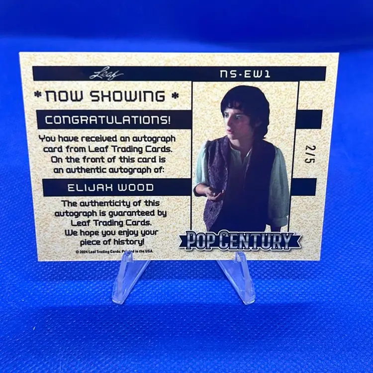 Elijah Wood 2024 Leaf Pop Century Now Showing Auto #2/5 Lord Of The Rings