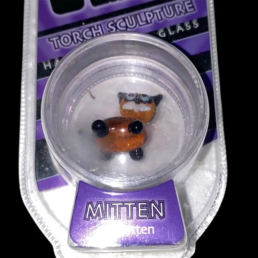 33% Off Sale- Limited Edition Looking Glass Torch Sculpture Mitten The Kitten  Front And Back Photos (was $12)