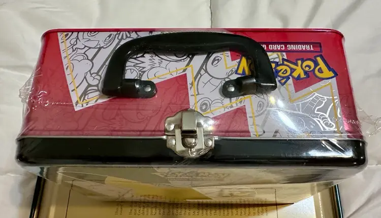 2021 🔥 Sealed Pokemon Celebrations 25th Anniversary Collector's Chest Lunch Box Tin Free Ship!