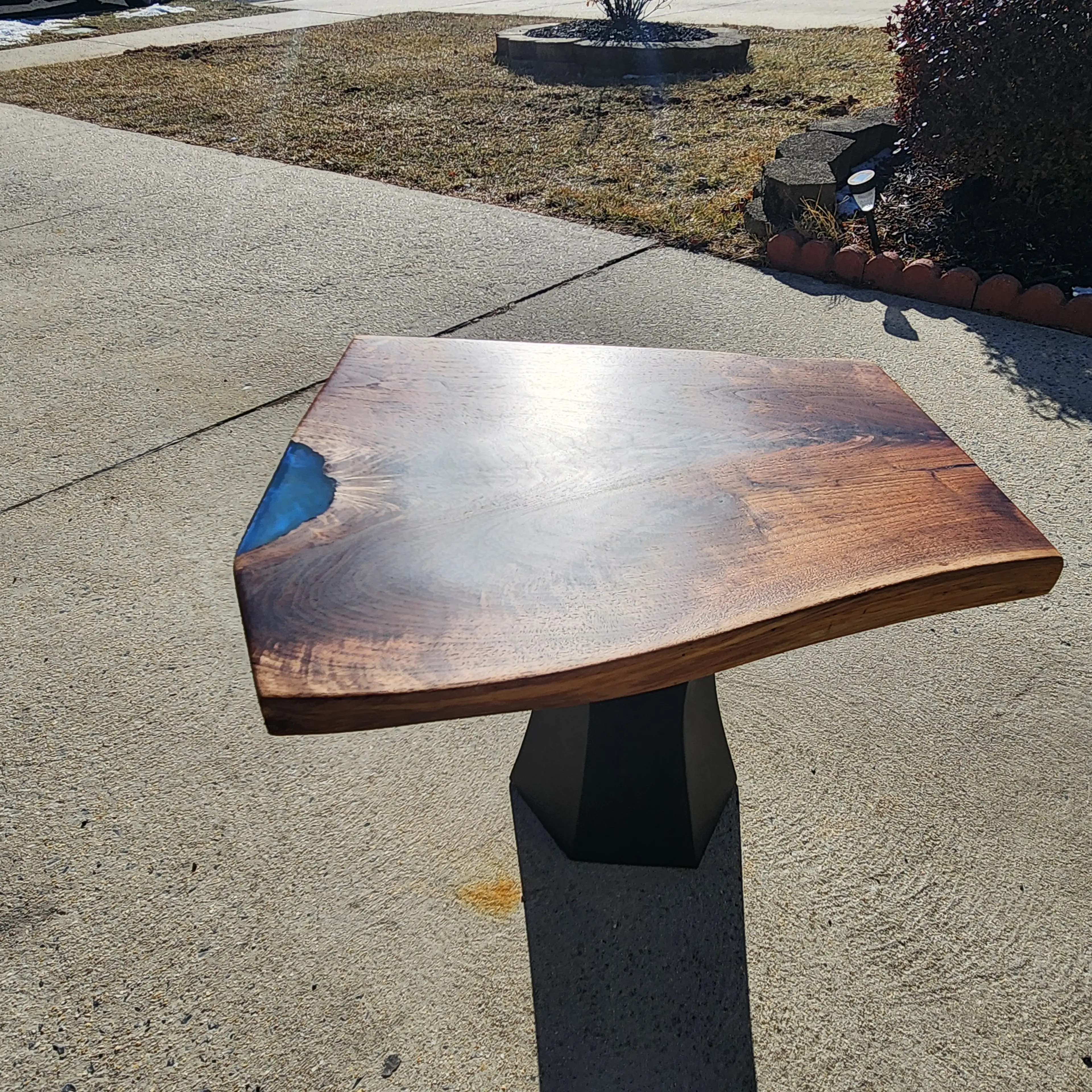 Image 2 of 4