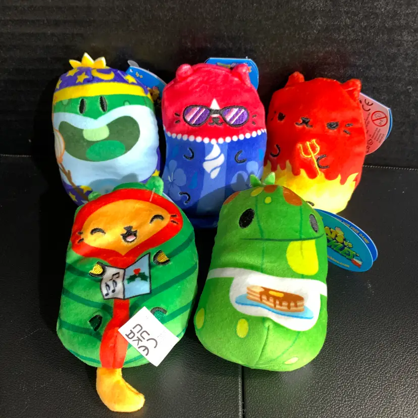 Cats vs. Pickles Plush NWT Set of 5 #5