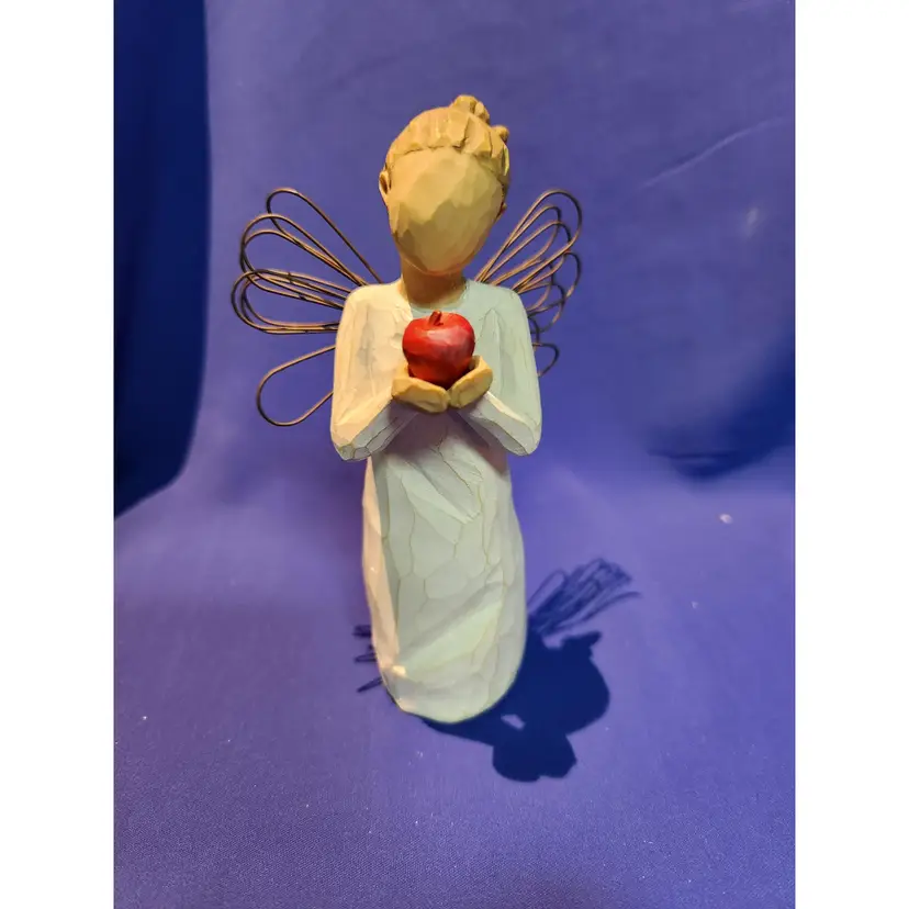 Willow Tree Angel with apple - YOU ARE THE BEST - 2010
