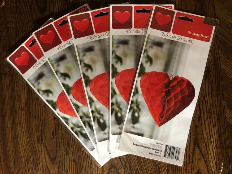 Honeycomb Tissue Crepe Paper Red Hanging Hearts Craft Party Decor Love Lot Of 5 Wedding Or Valentines Day