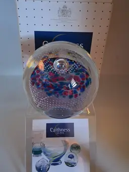 Caithness, Scotland NEW IN BOX, CUPCAKE Paperweight