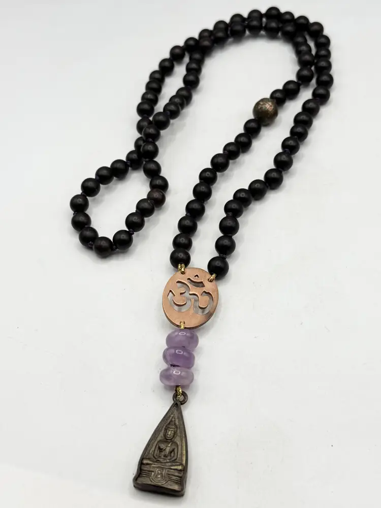 Jen Stock long beaded stone pendant Buddha necklace