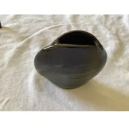 #02 - Fish Mouth Vase