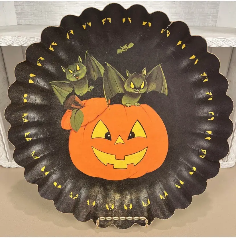 Vintage HTF Hallmark Halloween Paper Cardboard Scalloped Treat Bowl Bats Pumpkin