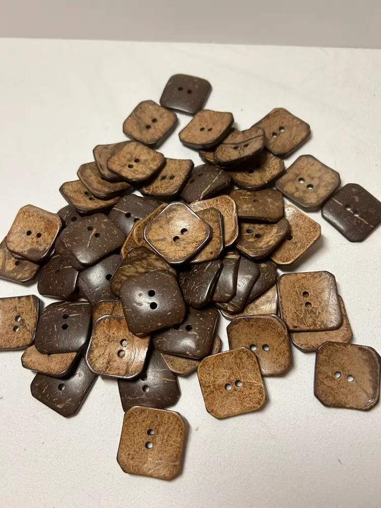 Brown Square Would Look Buttons 2hole Backs Are Dark Brown 1 3/8 Inches