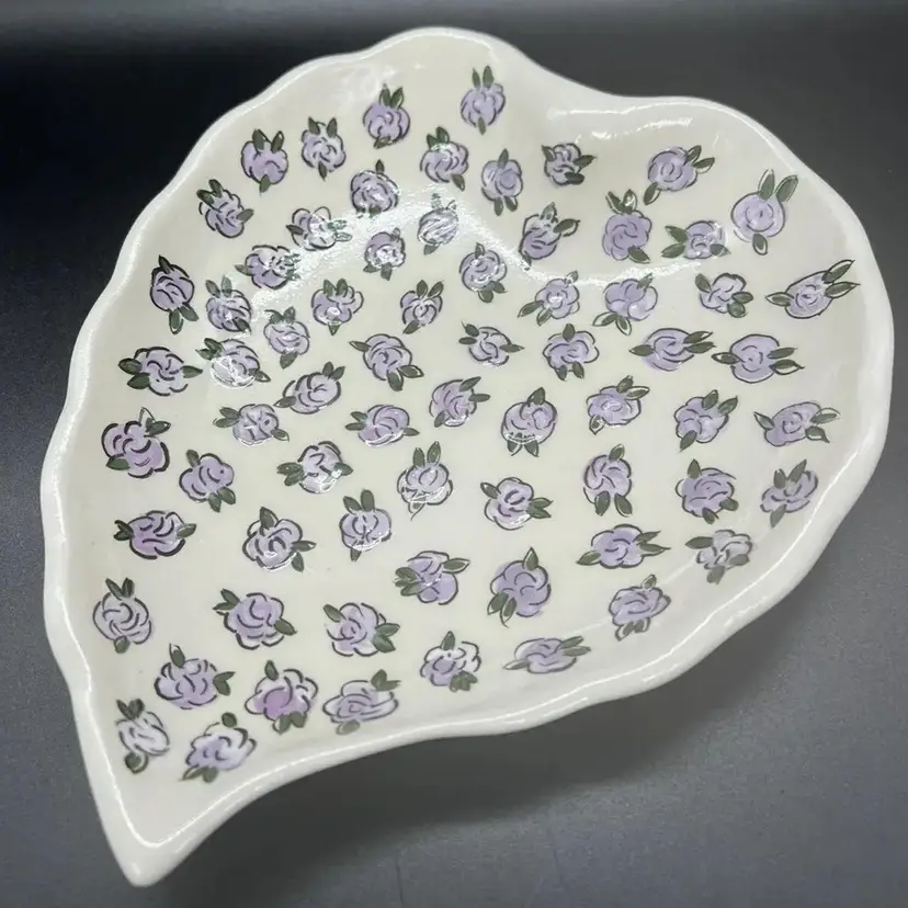 Whimsical Pottery Heart Shaped Trinket Vanity Catchall Change Ring Dish Dainty Purple Flowers