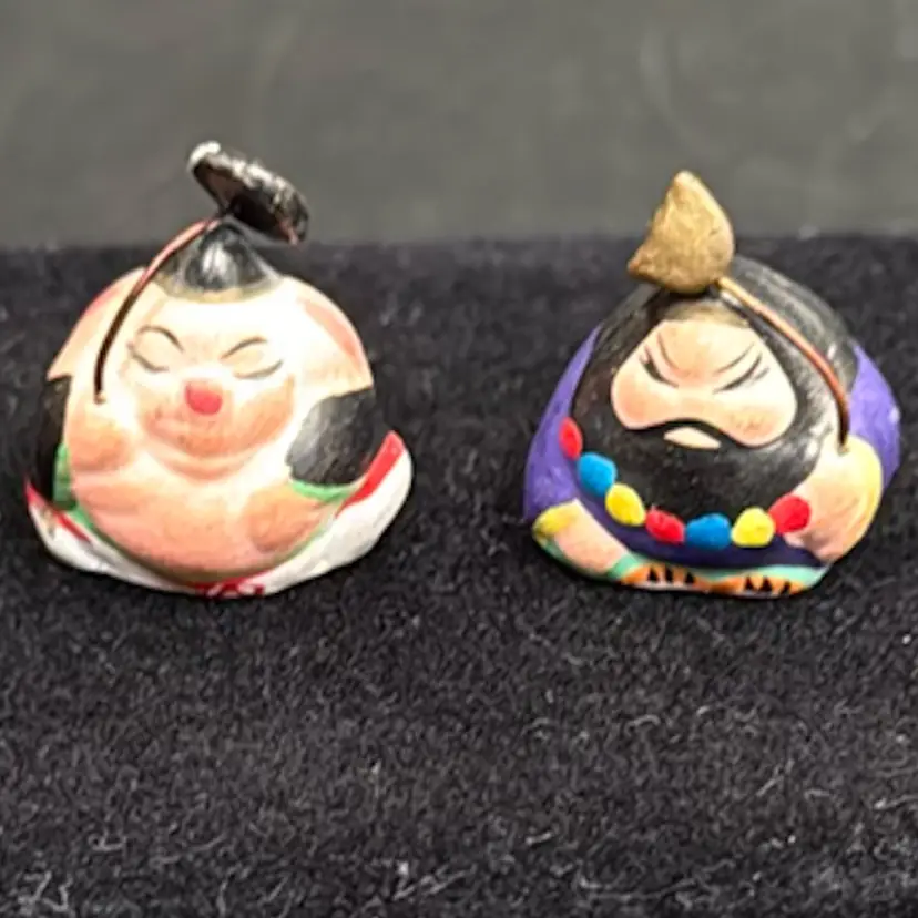 Pair Of Vintage Clay Chinese Asian Miniature Figurines Hand Painted