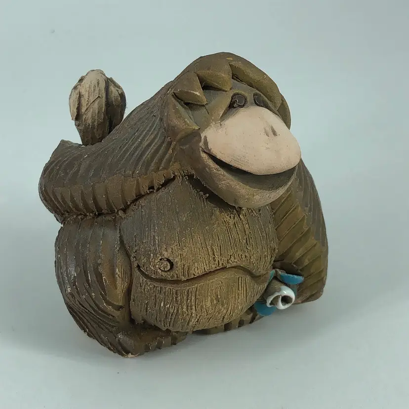 Artesania Rinconada Orangutan Monkey with Flower and Club Figurine