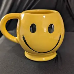 McCoy LLC Smiley Face Mug