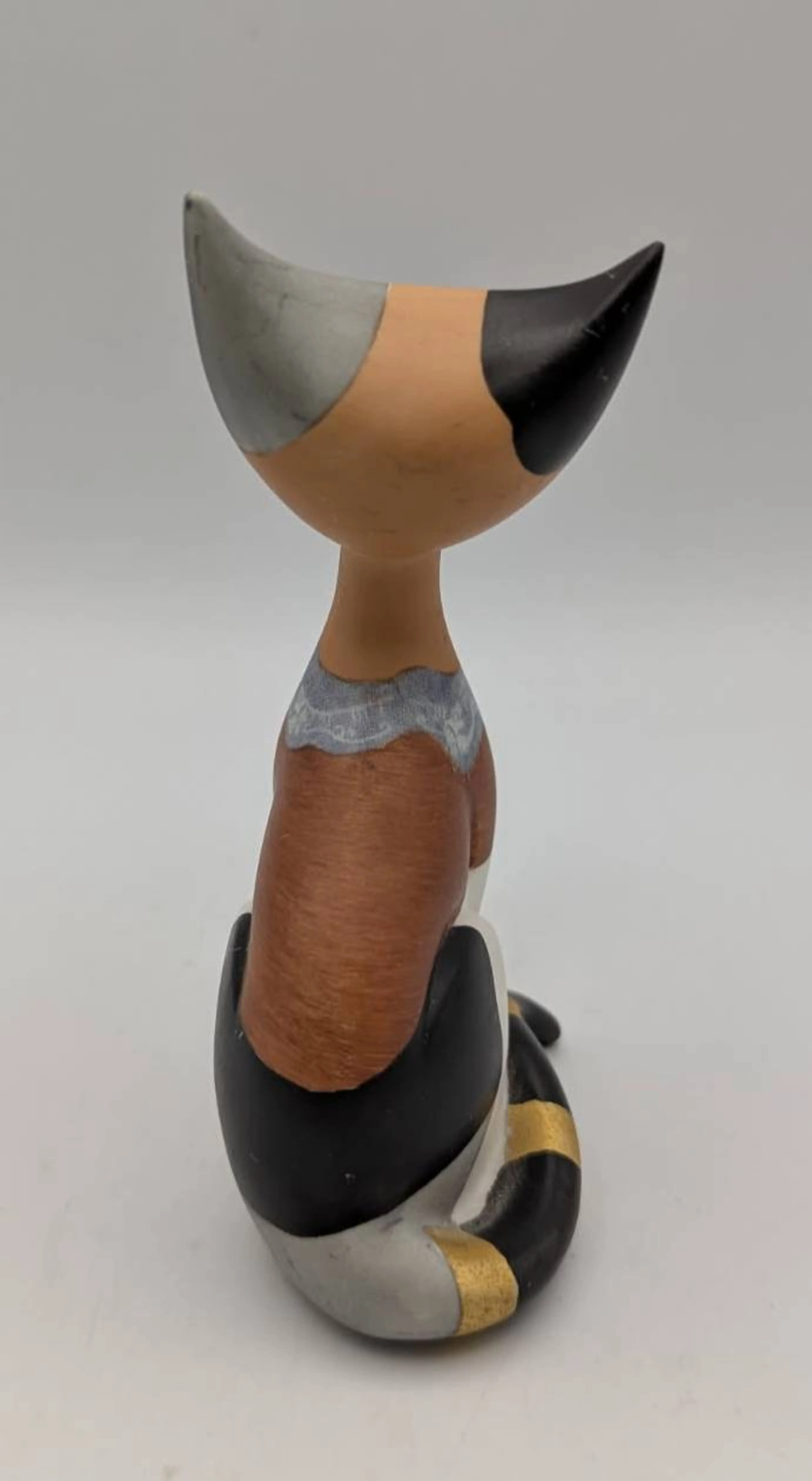Image 3 of 6