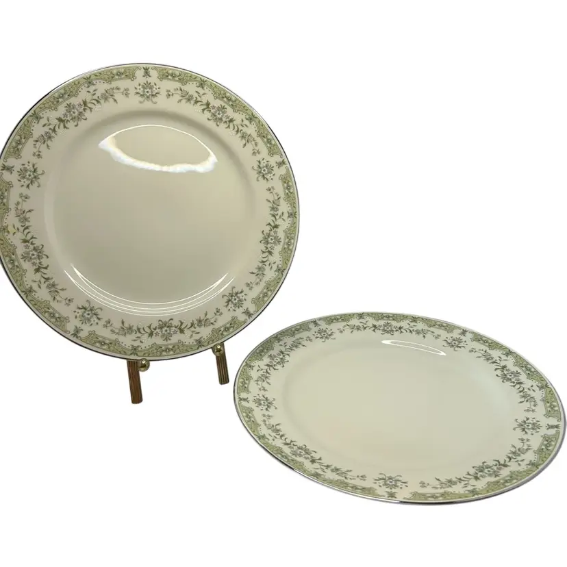 Pair Of Celebrity China Ivory Glaze “ Stephanie” No 2789 1982 Floral Great Condition 10 In Diameter