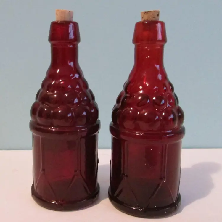 set of 2 mini vintage red grape drum glass bitter bottle apothecary Wheaton