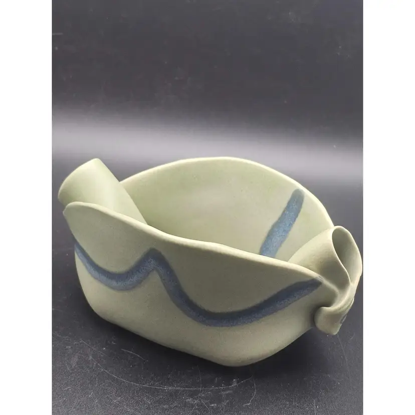 Nancy Hilborn Studio Art Pottery Dish Bowl Canada Pinch Pot Signed