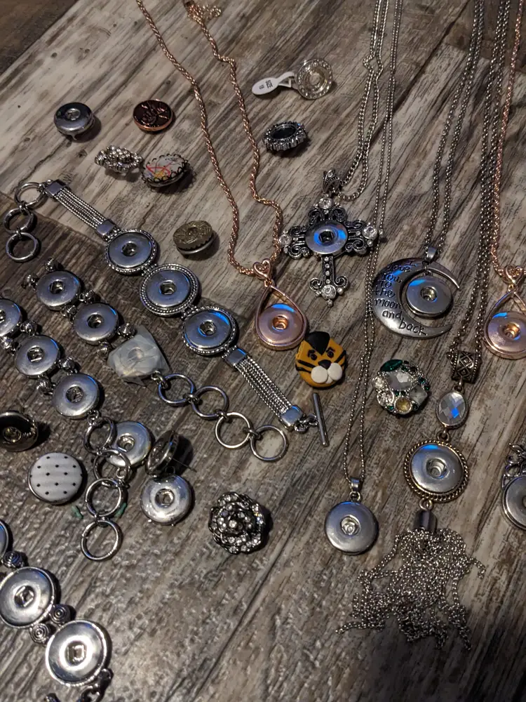 Snap jewelry odds ends