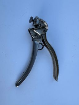 Taintor Saw Set