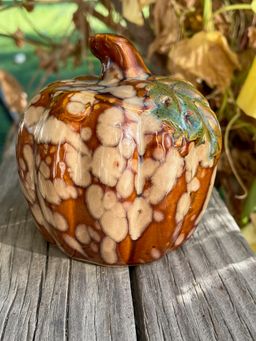Pottery Pumpkin 3 3/4"x3 1/4"
