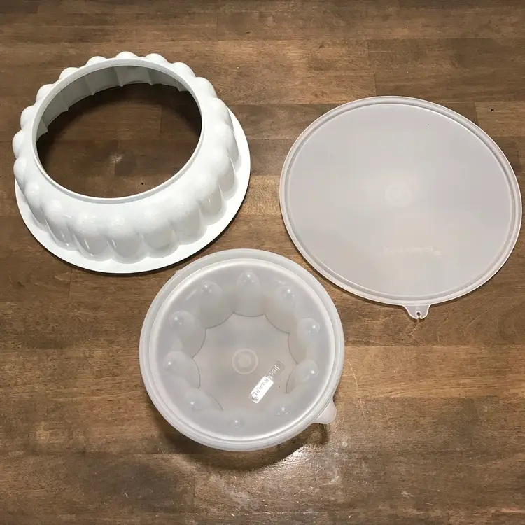 Vtg Tupperware Jello Mold
