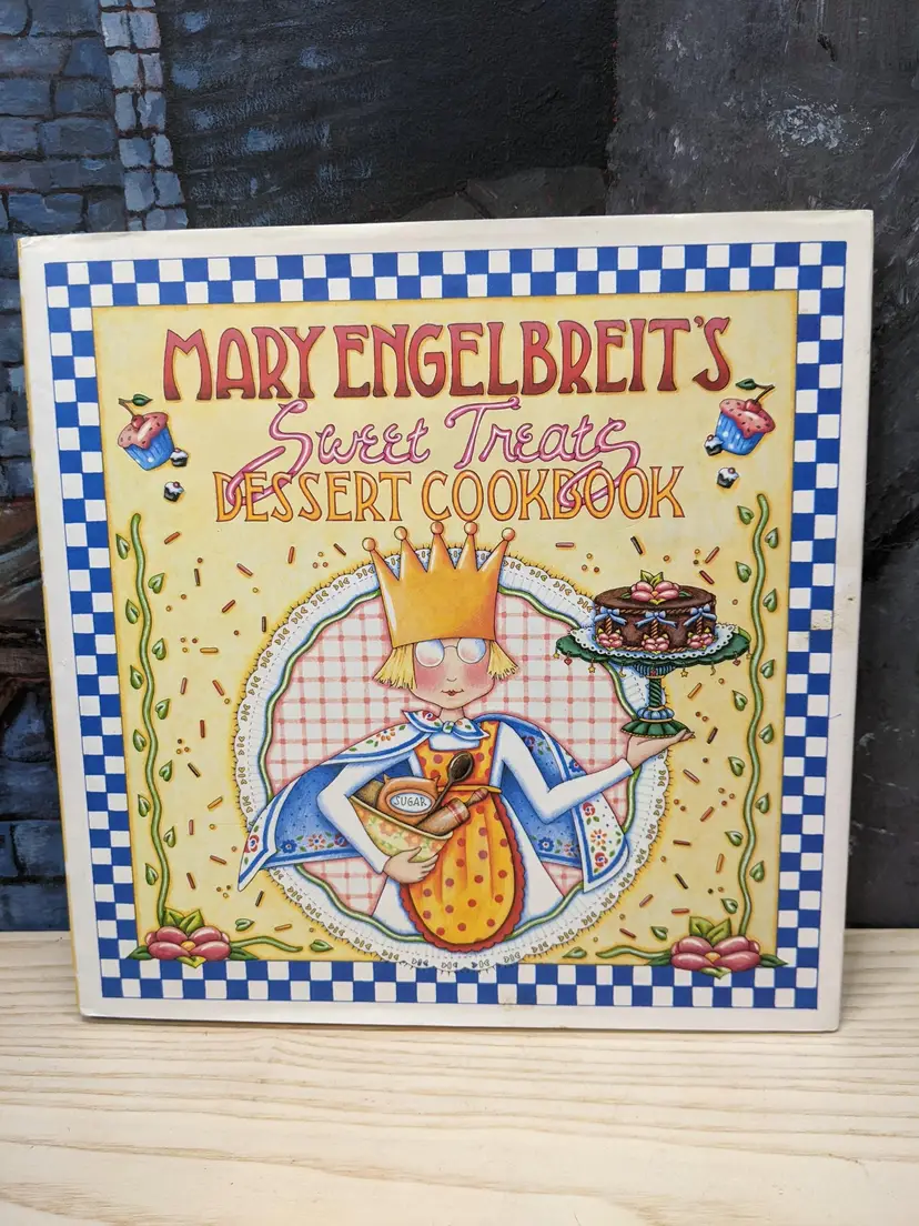 Mary Engelbreit Sweet Treats Dessert Cookbook 1999 Dust cover  Gift Holiday Table