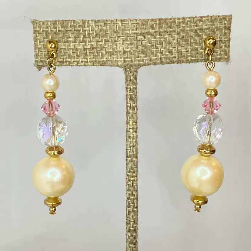 Vintage Faux Pearl Pink Faceted Crystal Dangle Drop Gold Tone Pierced Earrings
