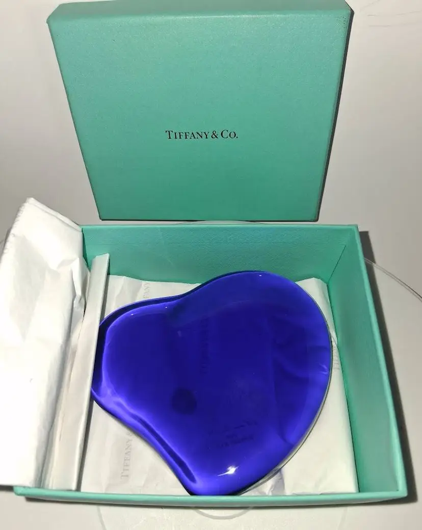 Vintage NIB Tiffany & Co. Elsa Peretti Cobalt Blue Glass Heart Paperweight, Signed