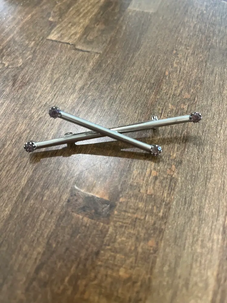 Vintage Crisscross Silvertone Bar Brooch Purple Rhinestones