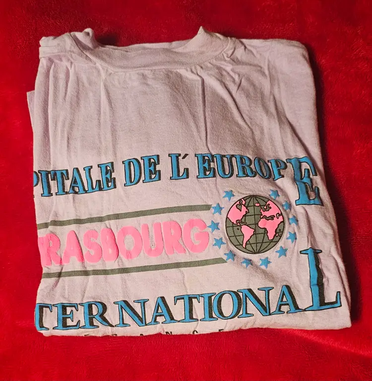 Vintage Capitale De L'Europe  Strasbourg  International France T-Shirt Size T6