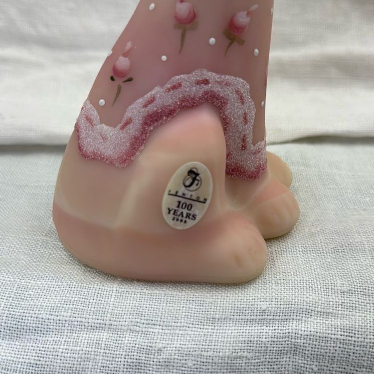 Fenton Burmese Satin Happy Alley Cat Hand Painted Pink Roses - FAGCA 100 Year Anniversary - Signed & Hand-painted - GLOWS