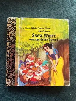 Disney’s Snow White & the Seven Dwarfs “A Little Little Golden Book”
