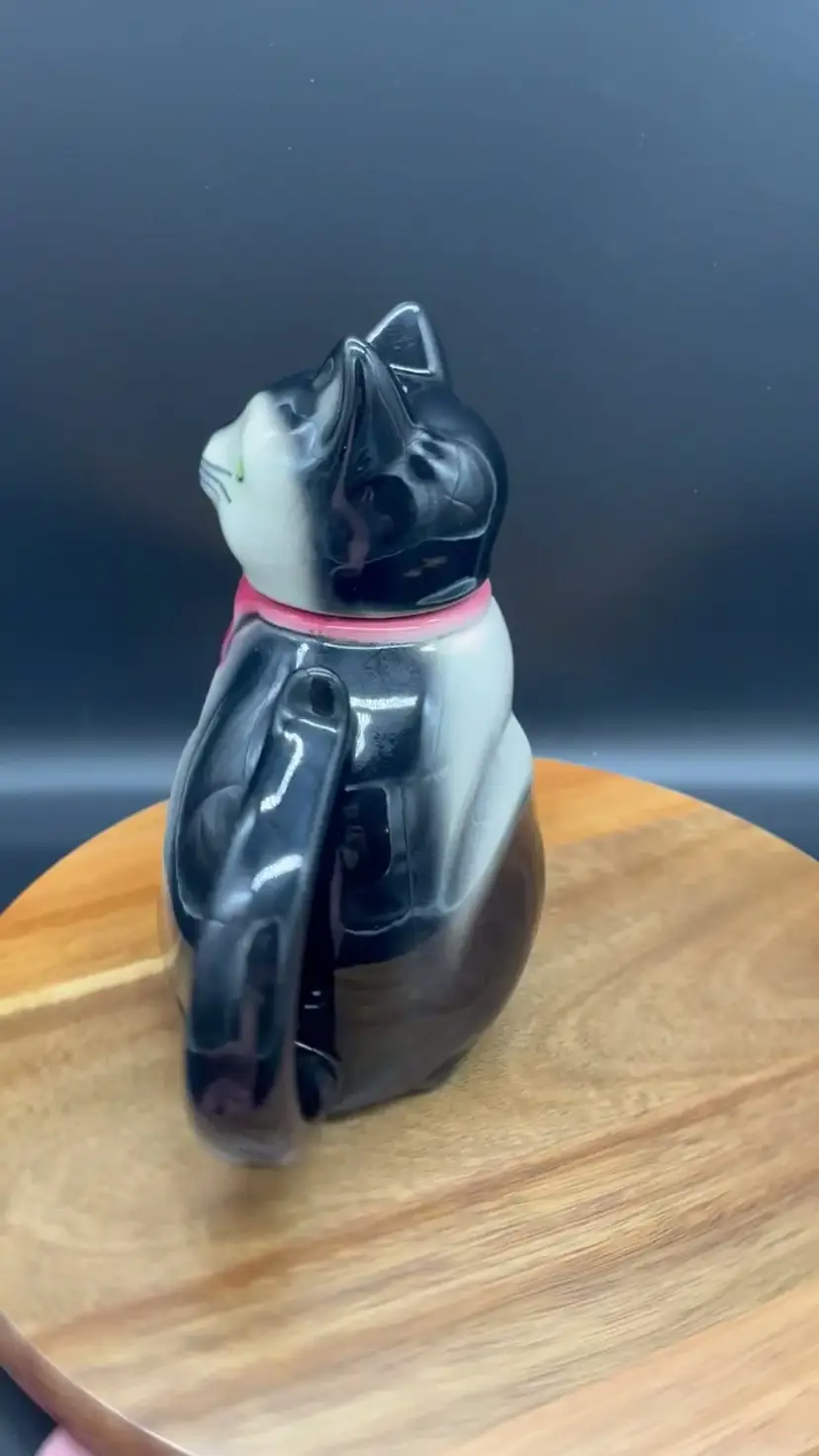 Vintage Cortendorf Black and White Ceramic Cat Teapot - 1940s 6700A