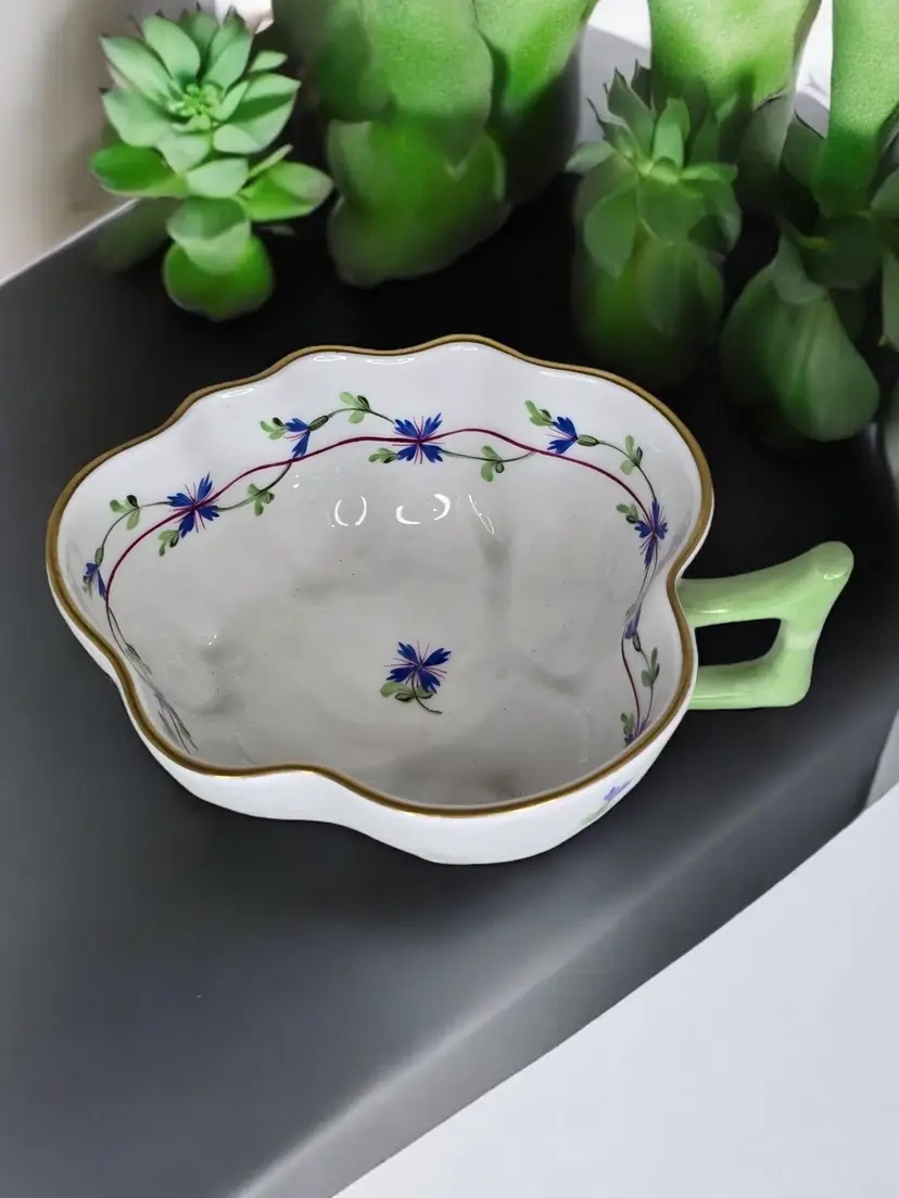 Herend Hungary Blue Garland Pattern Leaf Gold Porcelain Dish 5" X 2"
