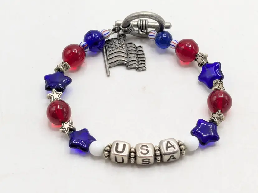 Patriotic USA Charm Bracelet Beaded with Stars and Flag Red White Blue