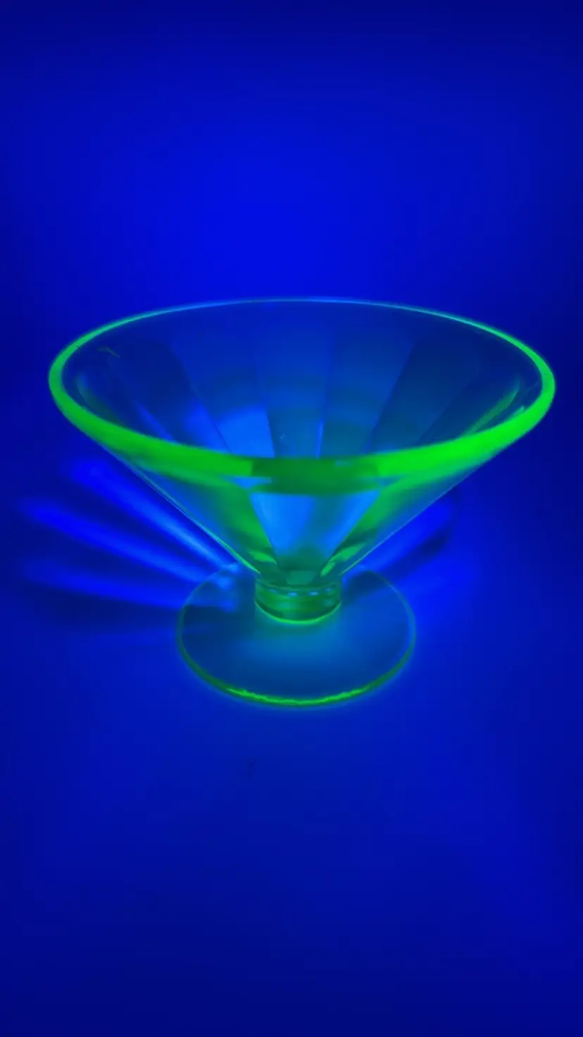 Vintage 1930s Green Uranium Depression Glass Sherbet Sorbet Dessert Dish