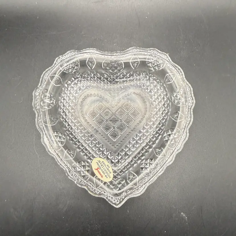 Avon By Fostoria Trinket Hearts And Diamonds Trinket Dish