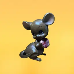 11. Vintage Josef Originals Mouse_Village Collectors Figurine "LITTLE SWEETHEARTS"