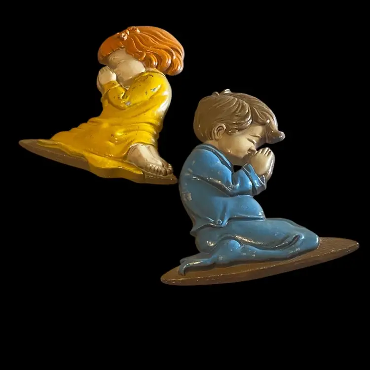 Metal Sexton 1979 Praying Boy And Girl Wall Hanging