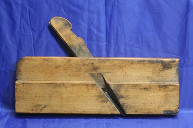 Wooden Side Beading Plane – 2/8 – PARKER HUBBARD & CO. - ** Rare Mark