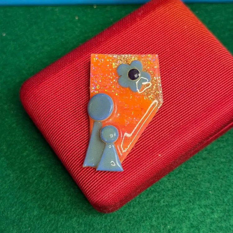 People Pins By Lucinda Brooch 1-7/8” Orange & Blue Glitter Flower