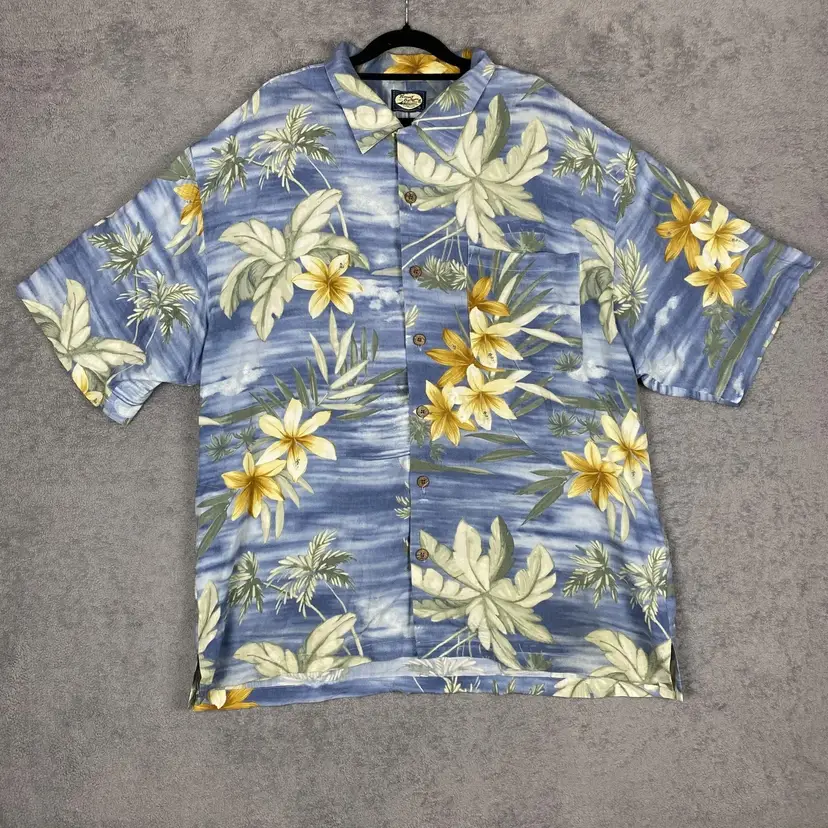 Tommy Bahama Shirt Mens XL Blue Yellow Floral Hawaiian Button Up Rayon Casual